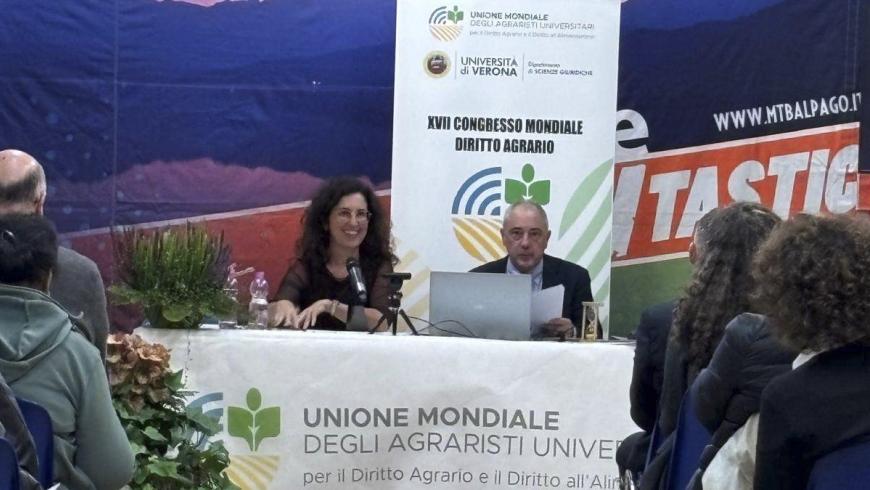 Un momento dell'intervento della dottoressa Pennazio